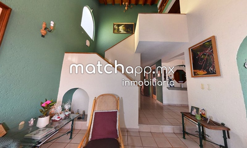 Casa en venta en Loma Dorada, 4 habitaciones más área de TV, Terraza y balcon, 3 niveles en venta por Carlos Esparza Ramón de matchapp.mx